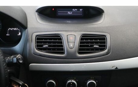 Renault Megane III, 2012 год, 630 000 рублей, 10 фотография