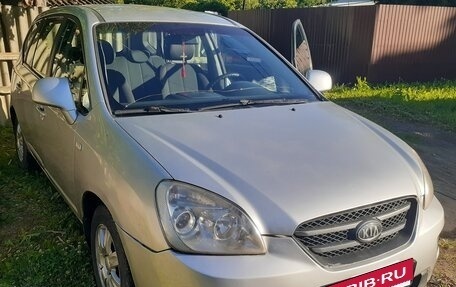 KIA Carens III (RP), 2010 год, 690 000 рублей, 5 фотография
