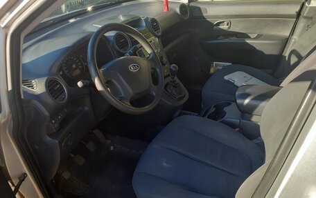 KIA Carens III (RP), 2010 год, 690 000 рублей, 6 фотография