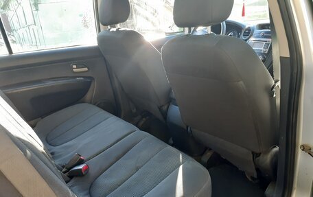 KIA Carens III (RP), 2010 год, 690 000 рублей, 10 фотография