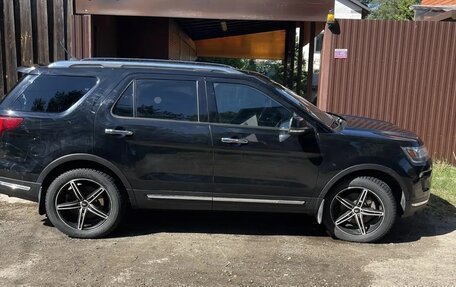 Ford Explorer VI, 2019 год, 3 200 000 рублей, 5 фотография