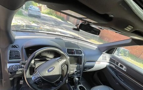 Ford Explorer VI, 2019 год, 3 200 000 рублей, 11 фотография