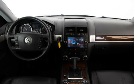 Volkswagen Touareg III, 2009 год, 1 099 000 рублей, 10 фотография