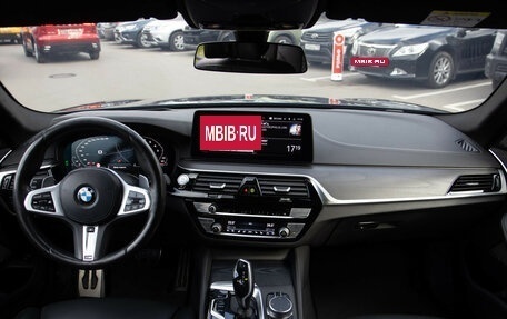 BMW 5 серия, 2020 год, 6 128 000 рублей, 12 фотография