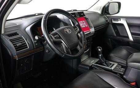Toyota Land Cruiser Prado 150 рестайлинг 2, 2018 год, 4 499 000 рублей, 10 фотография