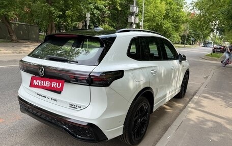 Volkswagen Tiguan, 2025 год, 4 100 000 рублей, 6 фотография