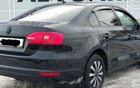 Volkswagen Jetta VI, 2013 год, 869 000 рублей, 2 фотография