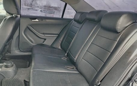 Volkswagen Jetta VI, 2013 год, 869 000 рублей, 11 фотография