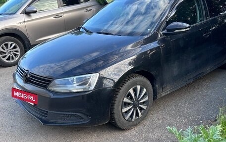 Volkswagen Jetta VI, 2013 год, 869 000 рублей, 8 фотография