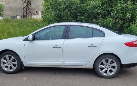 Renault Fluence I, 2011 год, 570 000 рублей, 2 фотография