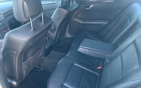 Mercedes-Benz E-Класс, 2013 год, 1 490 000 рублей, 14 фотография