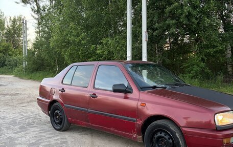 Volkswagen Vento, 1992 год, 120 000 рублей, 9 фотография
