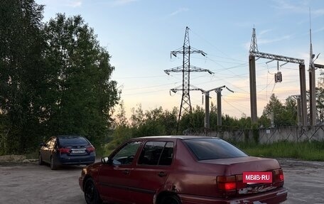 Volkswagen Vento, 1992 год, 120 000 рублей, 5 фотография