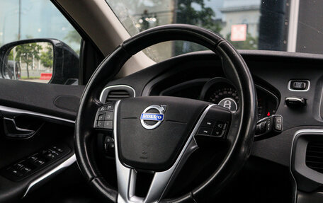 Volvo V40 II рестайлинг, 2014 год, 1 000 000 рублей, 12 фотография