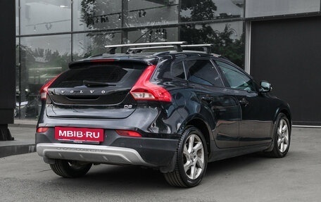 Volvo V40 II рестайлинг, 2014 год, 1 000 000 рублей, 5 фотография