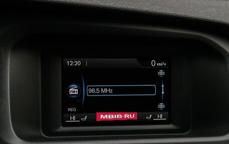 Volvo V40 II рестайлинг, 2014 год, 1 000 000 рублей, 15 фотография