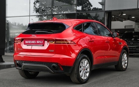 Jaguar E-Pace, 2018 год, 2 550 000 рублей, 4 фотография