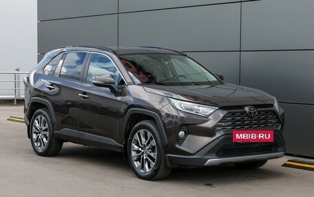Toyota RAV4, 2020 год, 3 599 000 рублей, 3 фотография