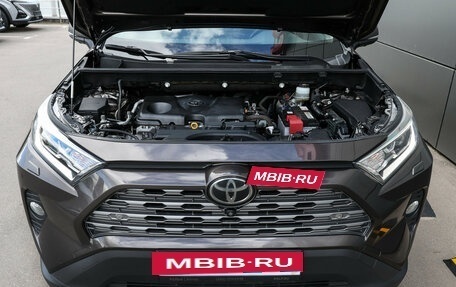 Toyota RAV4, 2020 год, 3 599 000 рублей, 10 фотография