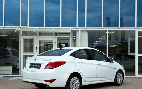 Hyundai Solaris II рестайлинг, 2016 год, 1 000 000 рублей, 3 фотография
