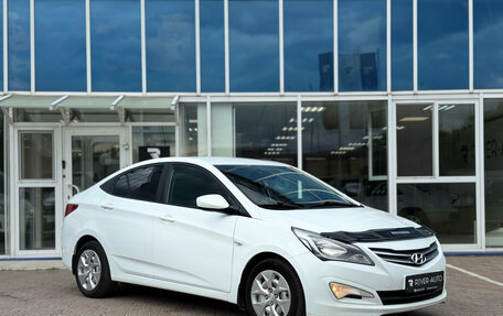 Hyundai Solaris II рестайлинг, 2016 год, 1 000 000 рублей, 2 фотография