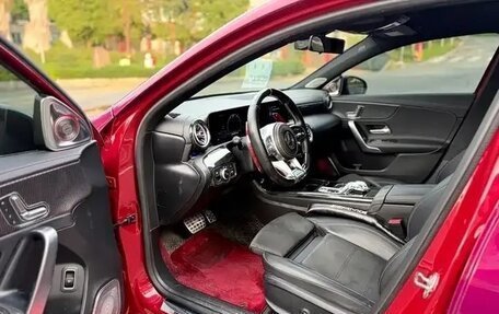 Mercedes-Benz A-Класс, 2023 год, 1 850 000 рублей, 6 фотография