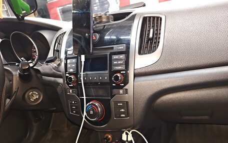 KIA Cerato III, 2010 год, 950 000 рублей, 4 фотография