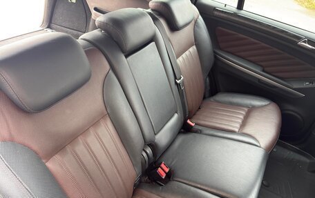 Mercedes-Benz GL-Класс, 2012 год, 2 000 000 рублей, 11 фотография