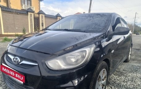 Hyundai Solaris II рестайлинг, 2013 год, 450 000 рублей, 5 фотография