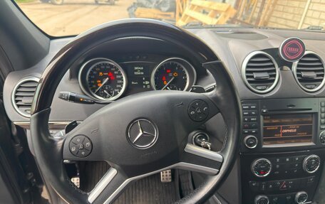 Mercedes-Benz GL-Класс, 2012 год, 2 000 000 рублей, 14 фотография