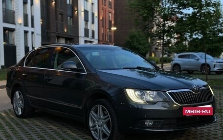 Skoda Superb III рестайлинг, 2014 год, 950 000 рублей, 4 фотография