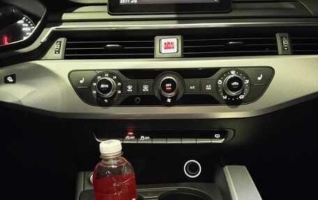 Audi A4, 2016 год, 1 900 000 рублей, 11 фотография