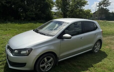 Volkswagen Polo VI (EU Market), 2012 год, 600 000 рублей, 2 фотография