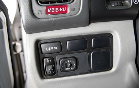 Toyota Land Cruiser 100 рестайлинг 2, 1999 год, 1 999 000 рублей, 18 фотография