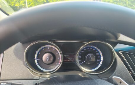Hyundai Sonata VI, 2010 год, 870 000 рублей, 10 фотография