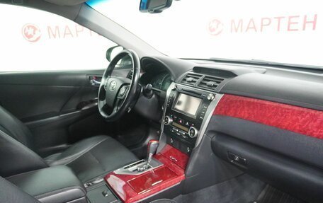 Toyota Camry, 2013 год, 1 749 000 рублей, 10 фотография