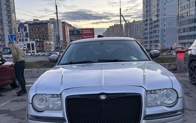 Chrysler 300C II, 2004 год, 1 300 000 рублей, 1 фотография