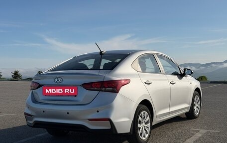 Hyundai Solaris II рестайлинг, 2019 год, 1 332 000 рублей, 3 фотография