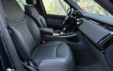 Land Rover Range Rover Sport, 2025 год, 14 750 000 рублей, 16 фотография