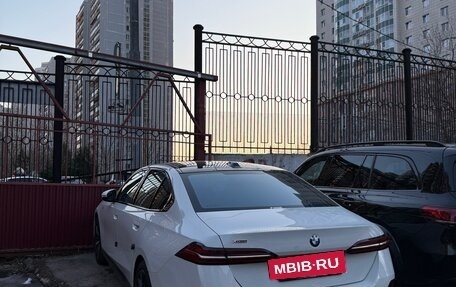 BMW 5 серия, 2025 год, 9 000 000 рублей, 2 фотография
