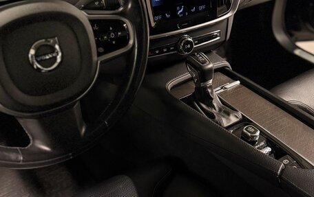 Volvo V90 Cross Country I рестайлинг, 2019 год, 3 350 000 рублей, 7 фотография