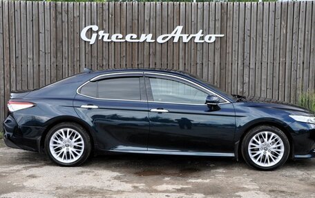 Toyota Camry, 2018 год, 3 190 000 рублей, 6 фотография