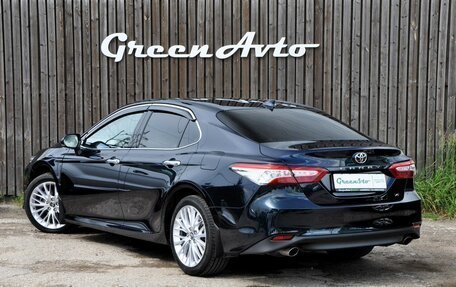 Toyota Camry, 2018 год, 3 190 000 рублей, 3 фотография