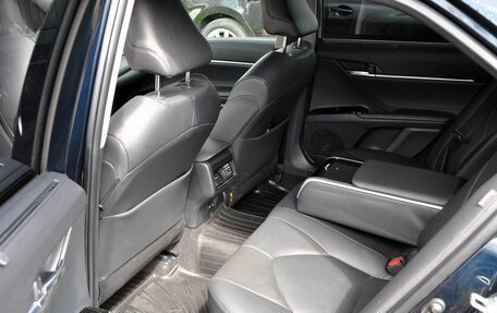 Toyota Camry, 2018 год, 3 190 000 рублей, 11 фотография