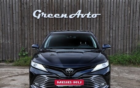 Toyota Camry, 2018 год, 3 190 000 рублей, 8 фотография