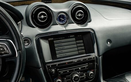 Jaguar XJ IV (X351), 2012 год, 1 900 000 рублей, 9 фотография