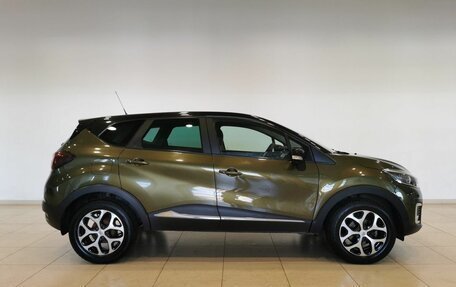 Renault Kaptur I рестайлинг, 2017 год, 1 545 000 рублей, 6 фотография