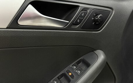 Volkswagen Jetta VI, 2012 год, 849 777 рублей, 6 фотография