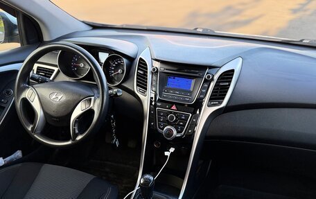Hyundai i30 II рестайлинг, 2014 год, 750 000 рублей, 10 фотография