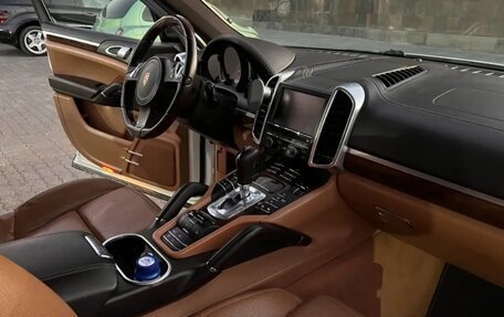 Porsche Cayenne III, 2011 год, 1 750 000 рублей, 3 фотография